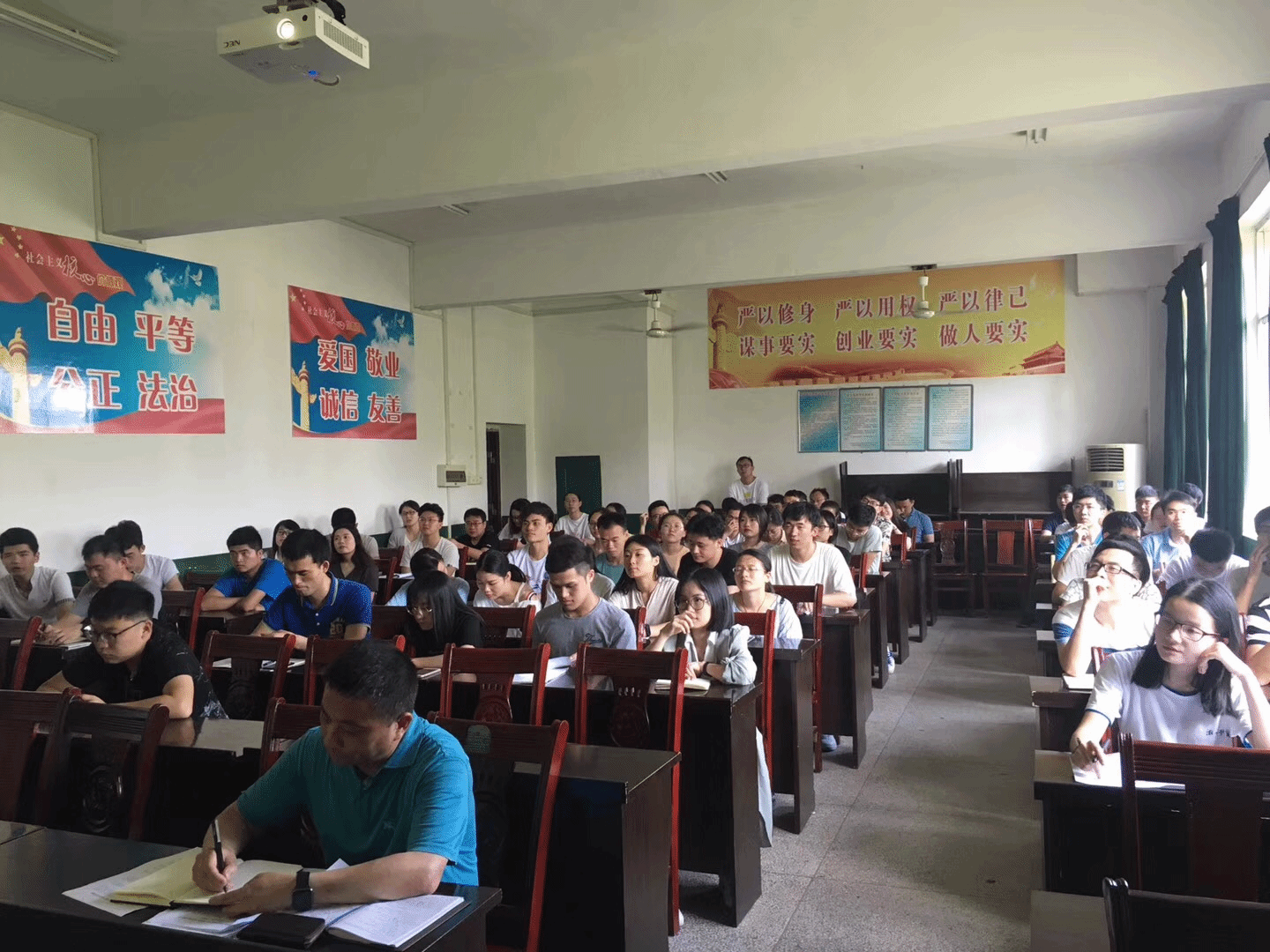 1526548190226605.png 1526548190226605.png