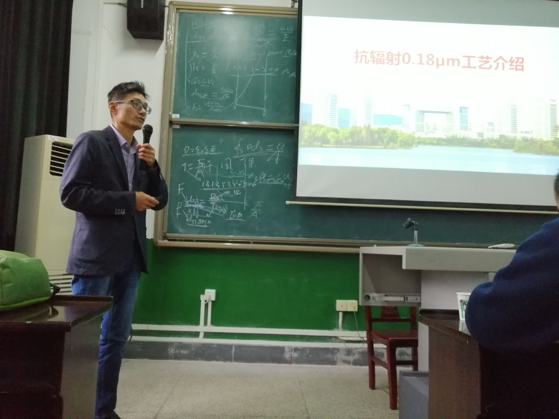 1541583379687647.png 1541583379687647.png