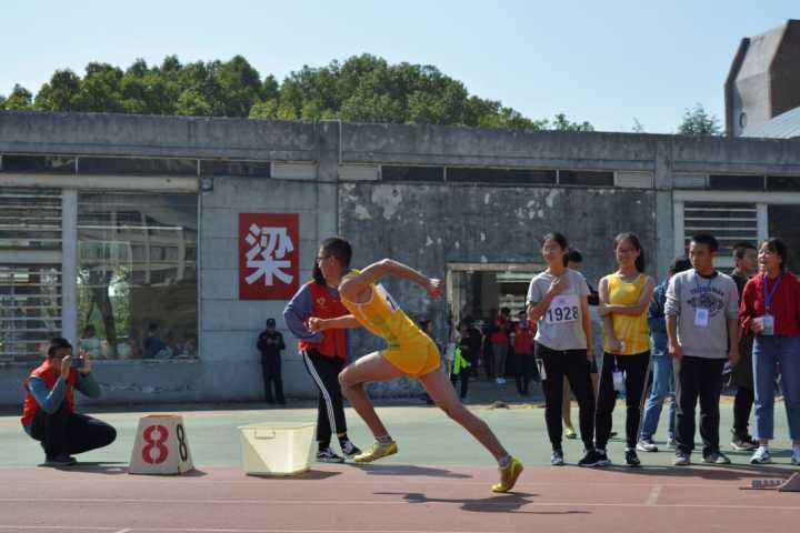 1540827780797206.jpg 1540827780797206.jpg